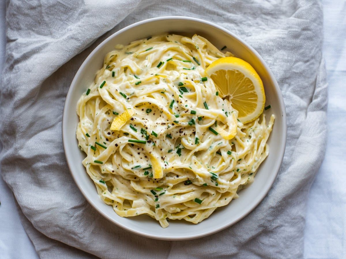 Image de la recette pour préparer Pâtes à la fondue de poireaux à la crème